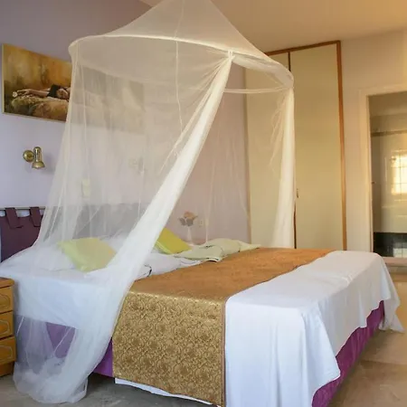 Apartmán Cozy With Amazing Sea View And Sun Set Myrties